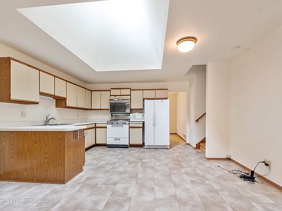 3rd image of 4953 Arquilla Dr
