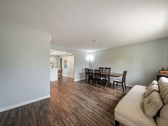 5th image of 93 Limetree Dr