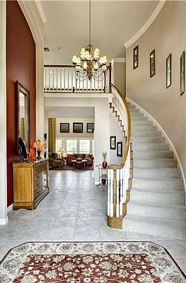 4th image of 4906 Augusta Cir
