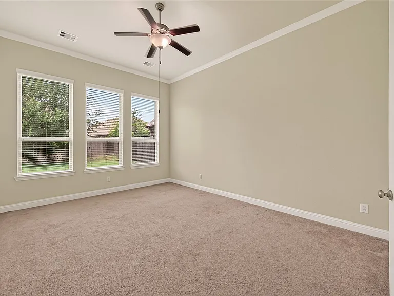 10514 Inverclyde Dr — Photo 33