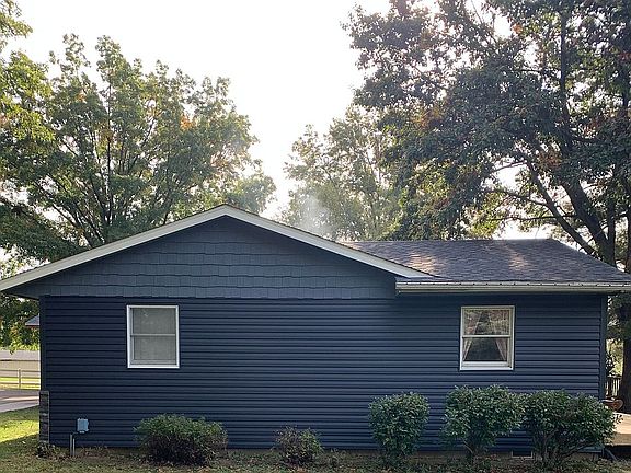 4th image of 1096 Joni Dr