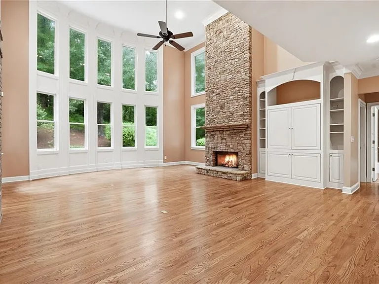 2060 Fife Ridge Ct — Photo 3