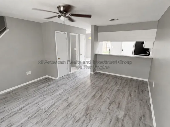 217 Oak St SE #C, Fort Walton Beach, FL 32548
