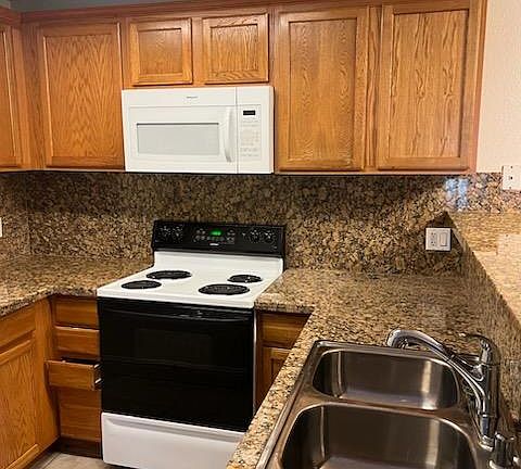 5th image of 2909 Huntington Blvd APT 114