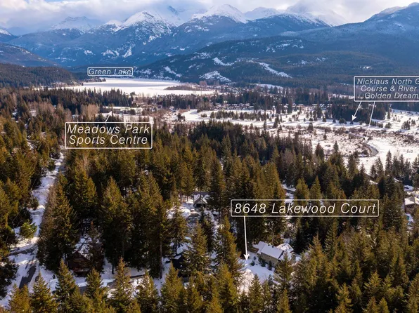 8648 Lakewood Ct, Whistler, BC V8E 0G1