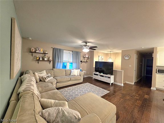4th image of 117 Westminster Dr