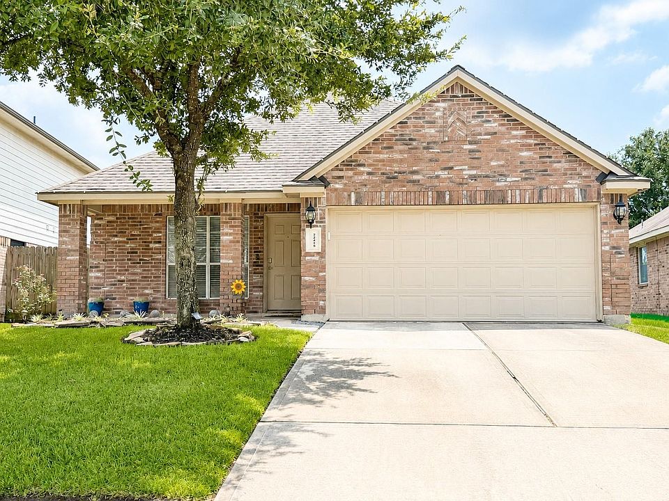 1st image of 22419 Highland Point Ln
