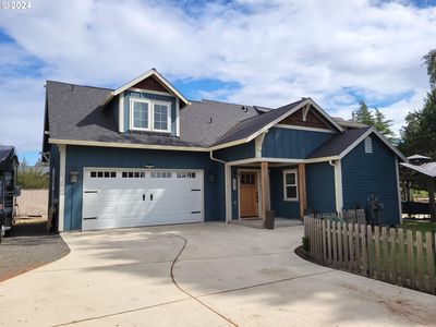 241 SE Hope Ct, Sheridan, OR, 97378