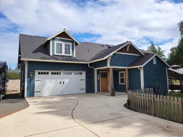241 SE Hope Ct, Sheridan, OR 97378