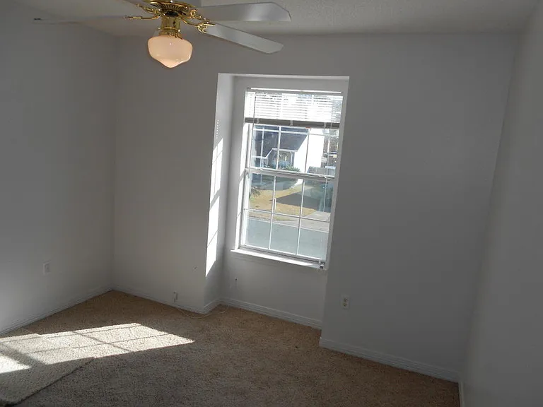 1130 Jeni Mae Ct — Photo 15