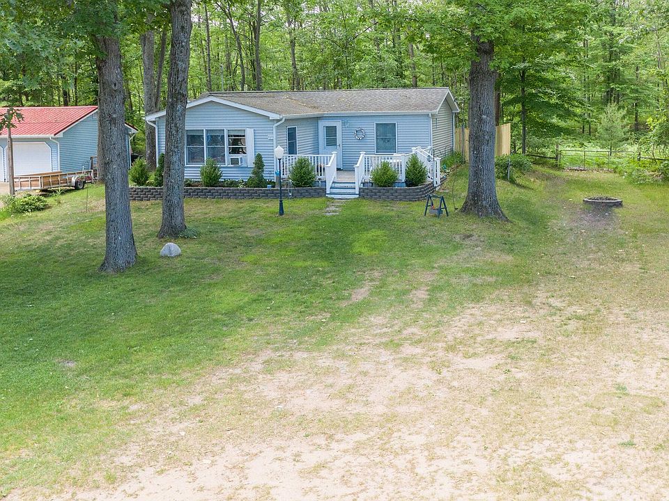 9297 W School Section Lake Dr, Mecosta, MI 49332 Zillow