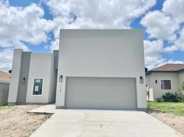 7107 El Meson Dr, Laredo, TX 78043