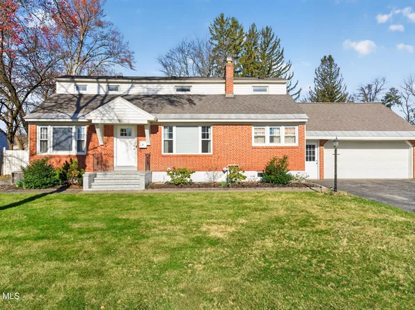 9 Mullen Drive, Rotterdam, NY 12306