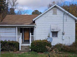 3304 Matheny Rd, Nelsonville, OH 45764