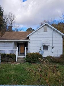3304 Matheny Rd, Nelsonville, OH, 45764