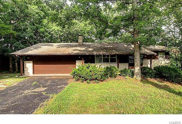 1st image of 13074 Lakeview Dr