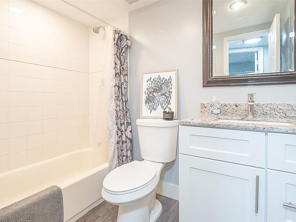 3rd image of 8020 N Sunrise Lakes Drive #211