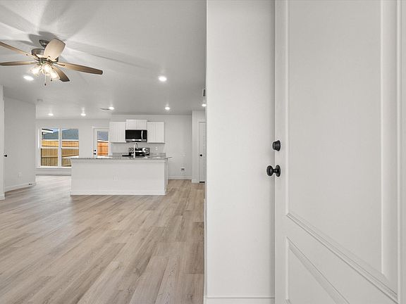 3rd image of 8326 25th St
