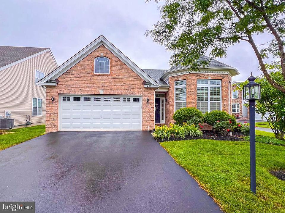 1st image of 245 Carson Way