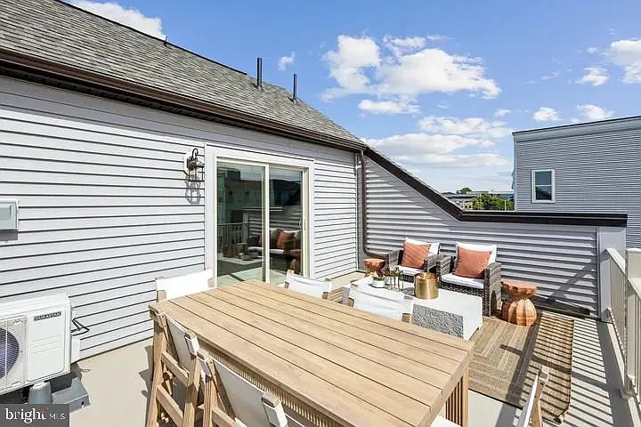 2111 Acadia Rd — Photo 24