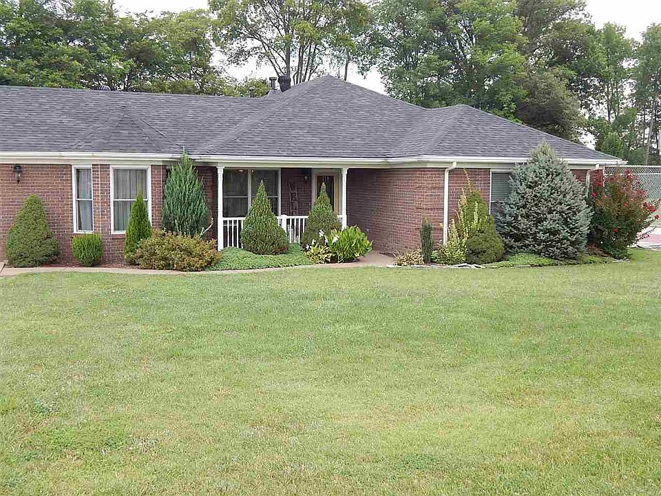 1st image of 2170 W Meadowland Dr