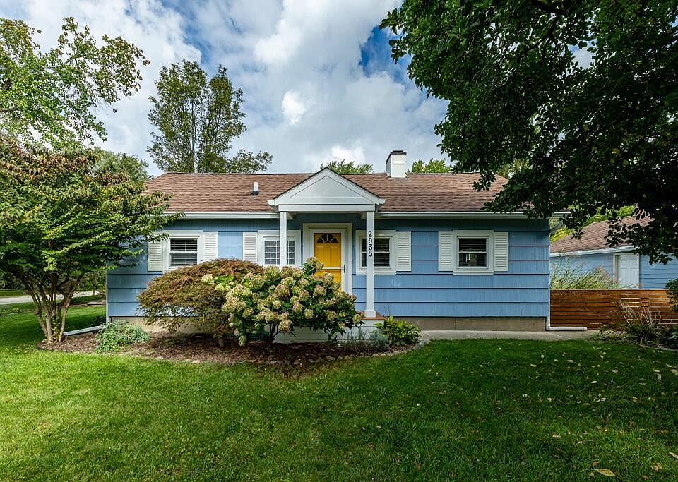 1st image of 2935 Shady Ln