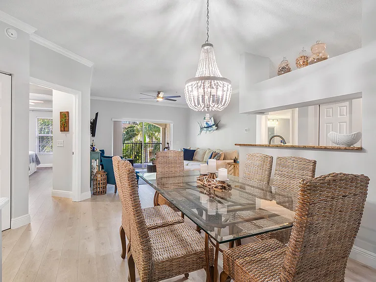 2408 Tuscany Way #2408 — Photo 7