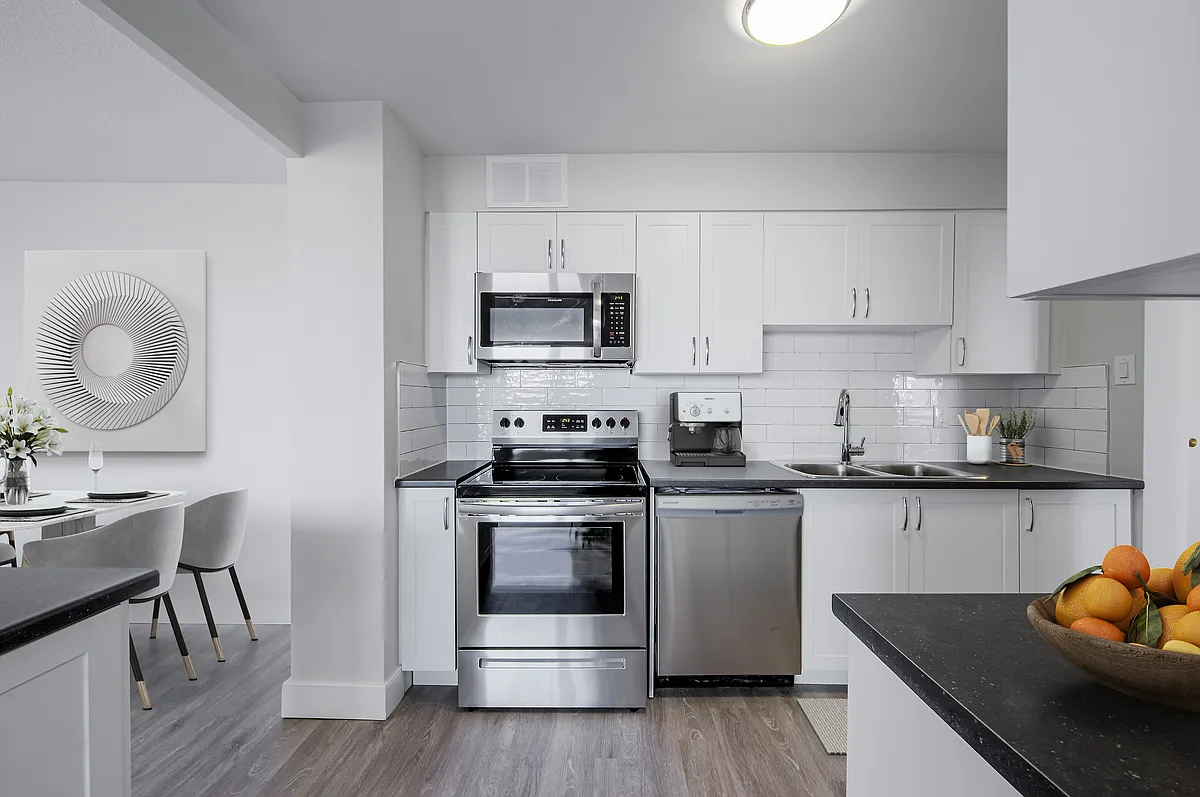 59 Concession St — Photo 3