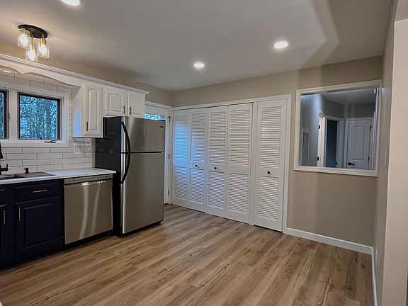 2nd image of 456 Westgate Blvd