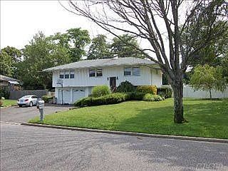 5th image of 17 Pheasant Ln