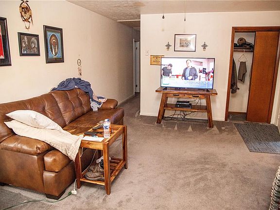 3rd image of 1403 Hazlett Dr