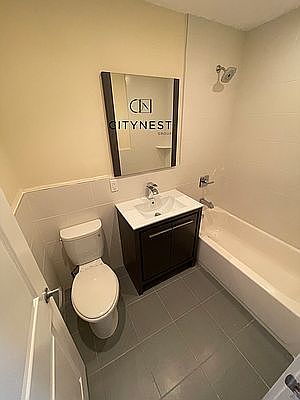 3rd image of 127 27th Ave #3B