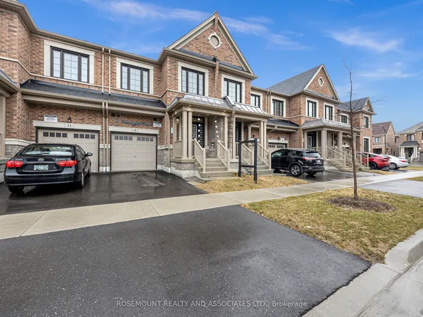 9 Floodgate Rd, Whitby, ON L1P 0P5