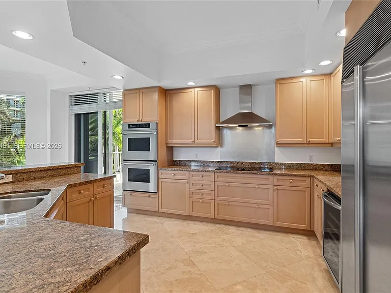 13621 Deering Bay Dr #304 — Photo 15