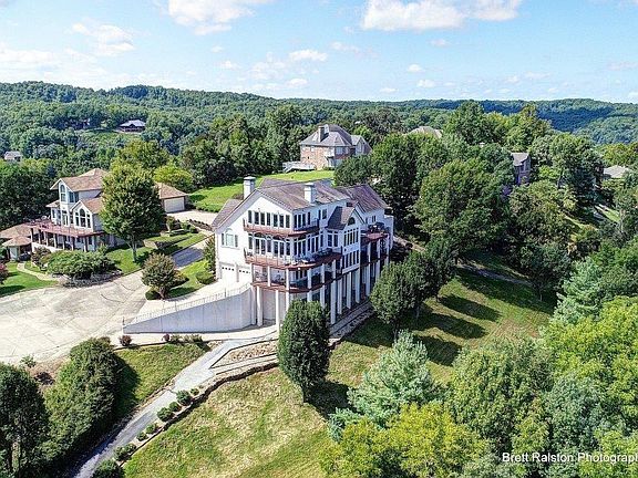 5th image of 16068 Serenity Point Ln