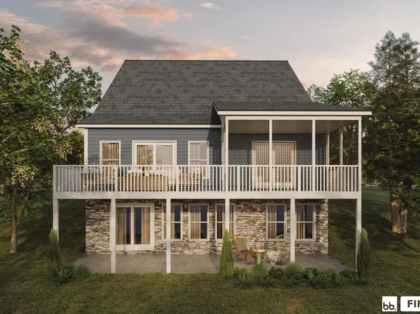 1134 S Lakeshore Dr, Louisa, VA 23093