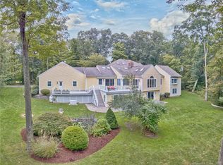 48 Farmington Ridge Dr, Farmington, CT 06032