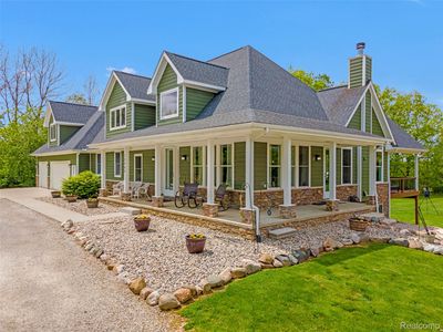 13085 Rohn Rd, Fenton, MI, 48430