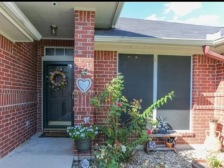 1515 Chardonnay Dr — Photo 4