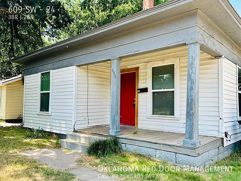 609 SW 24th St — Photo 8