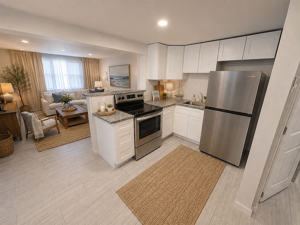 1st image of 753 Ocean Blvd #12