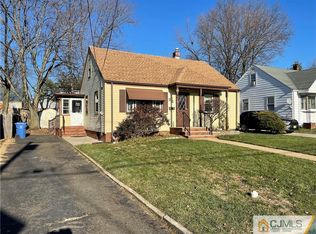 22 Eberly Pl, Fords, NJ 08863