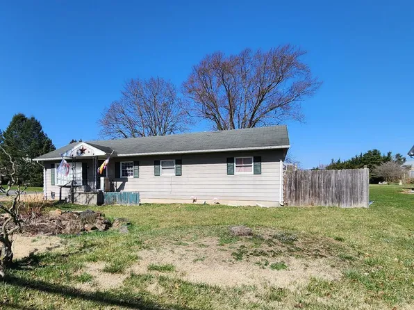 1053 N Old Trl, Selinsgrove, PA 17870