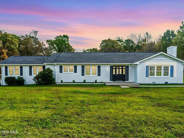 2283 N Moore Road, Robbins, NC 27325