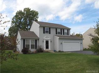 6902 Kimberly Ln, Derby, NY 14047