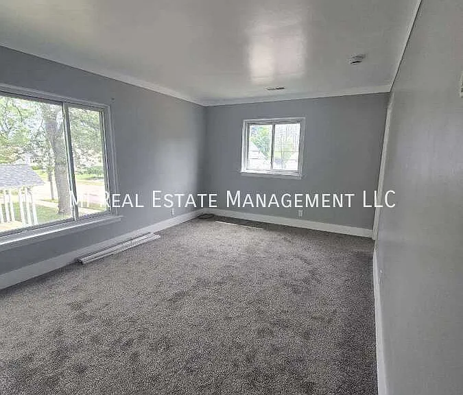 37 W McKinley Ave — Photo 9