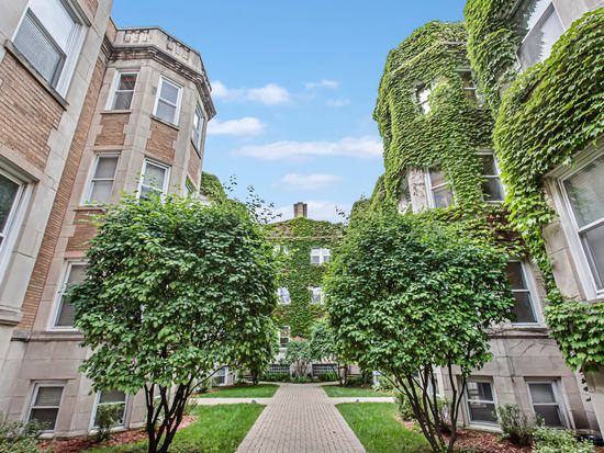 865 W Cornelia Ave #3, Chicago, IL 60657