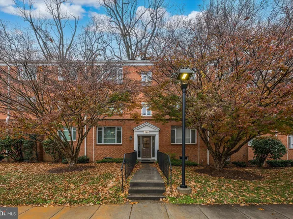 10404 Montrose Ave #M301, Bethesda, MD 20814