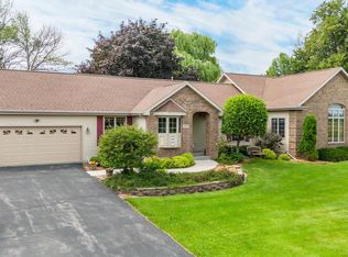 7915 Canvasback Ct, Larsen, WI 54947