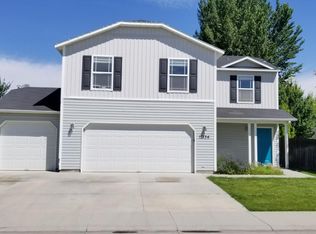 11334 W Meadowriver Dr, Star, ID 83669